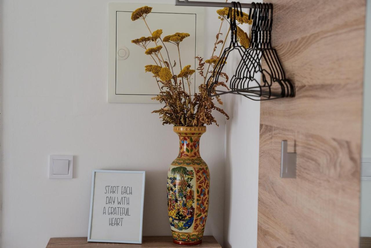 L&L Holiday Apartment Zadar Ngoại thất bức ảnh