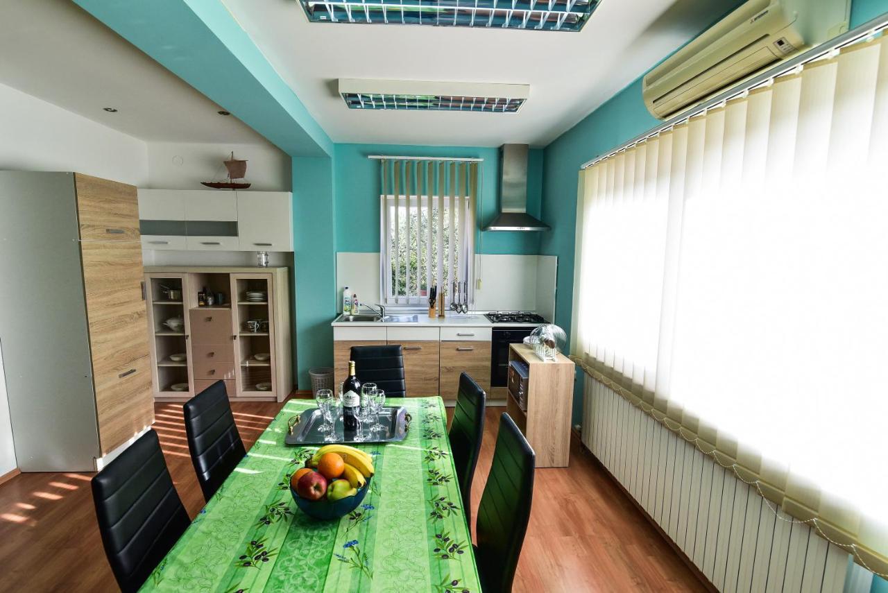L&L Holiday Apartment Zadar Ngoại thất bức ảnh